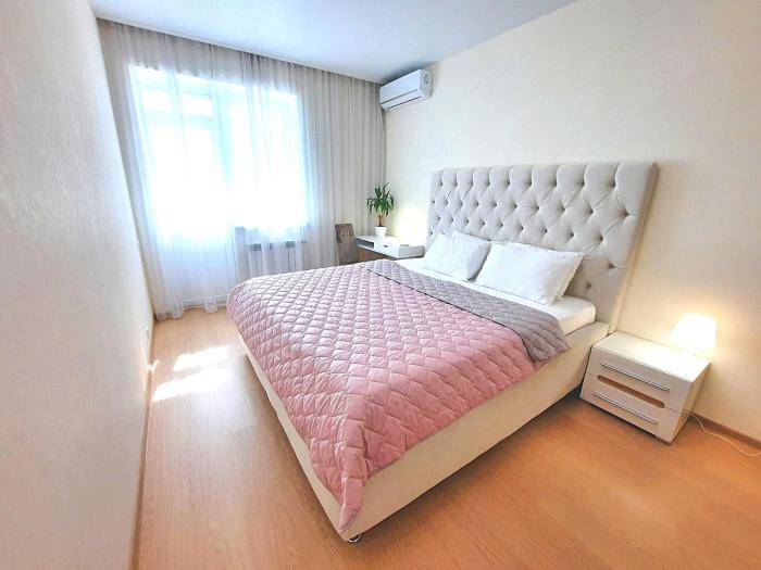 Квартира посуточно двокімнатна у мікрорайоні Садовий Мережа Alex Apartments Документи для відряджень ФОП 3 група