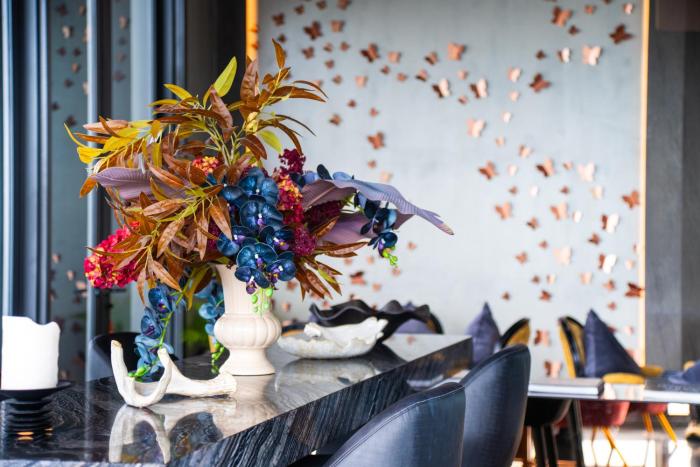 芭提雅Edge极致高端景观房-海景城景巨大顶楼泳池-健身房按摩房乒乓球室花园餐厅