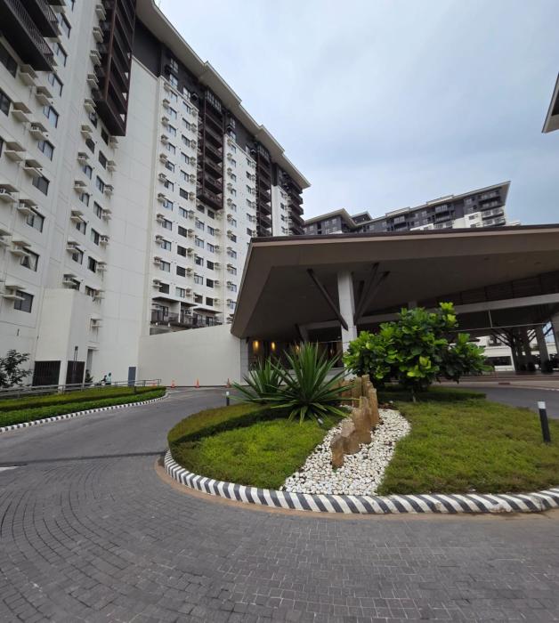 Q Inn Serin East Tagaytay City