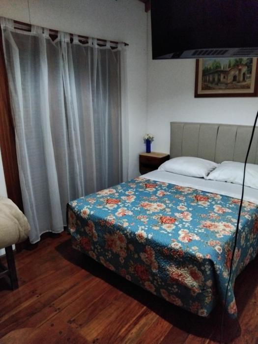 VICTORIA 2 BED AND BREAKFAST A 3KM DE AEROPUERTO EZEIZa