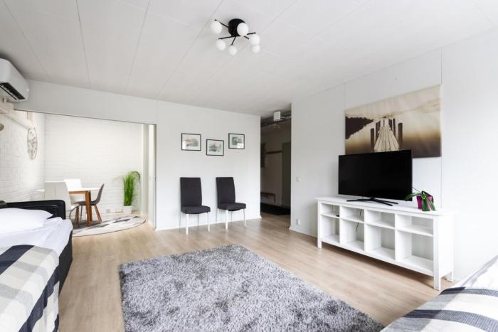 Spacious and cozy 2-room apartment for 4 in Kaivoksela, Vantaa