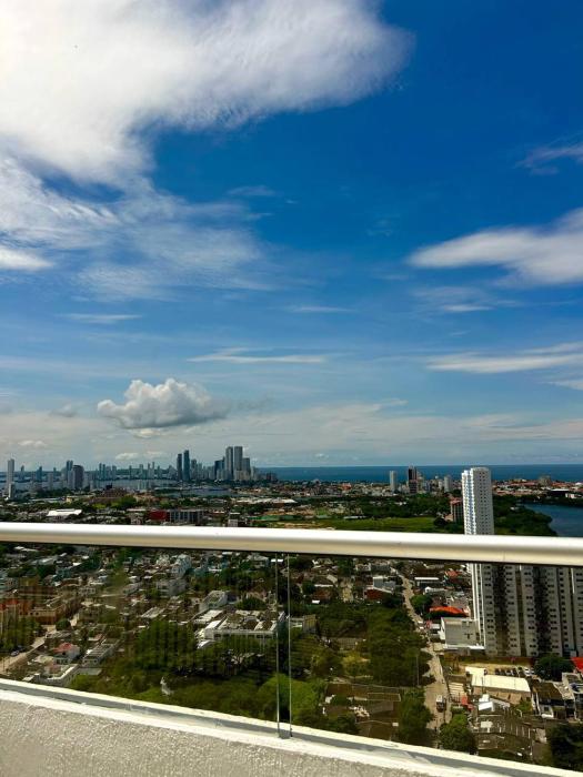 Lujo y confort cerca del mar 3 hab con piscina