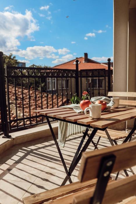 Central Varna Stay with Free Parking by ApartMAX