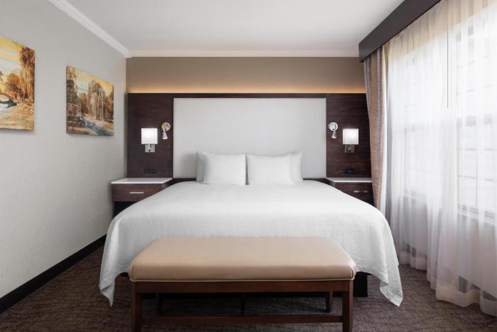 Best Western Premier Bridgewood Hotel Resort