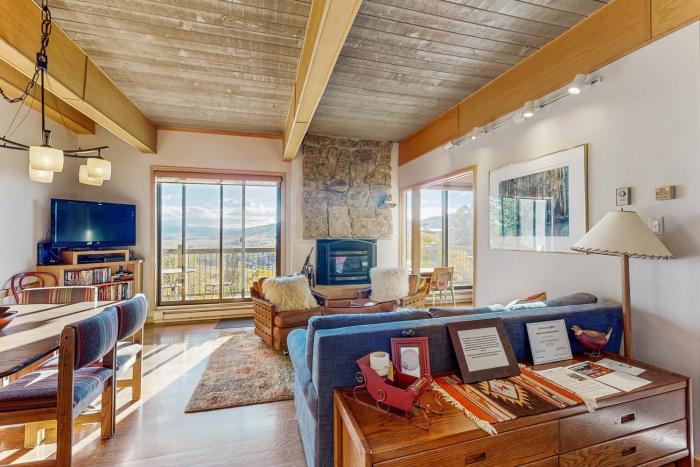 Storm Meadows Club A 215