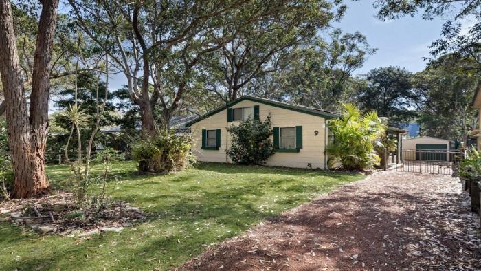 9 Margaret Street Hawks Nest