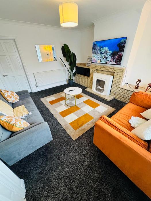 Swanky Dudley Retreat