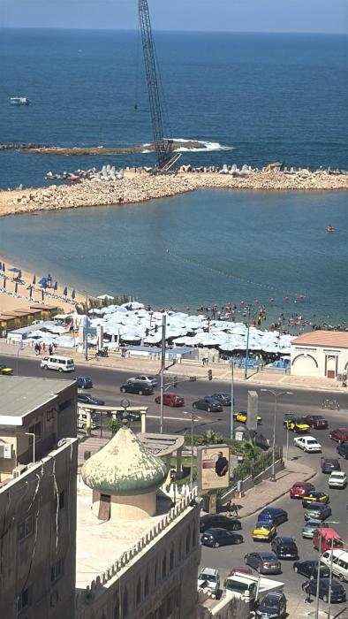 شقة للايجار اليومى فى اميز موقع على كورنيش الاسكندرية فى منطقة سيدى بشر Apartment for daily rent in an excellent location on the Alexandria Corniche in the Sidi Bishr area