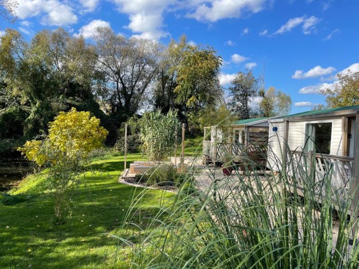 Blue Grass Ranch - MobilHome YUCCA & JACUZZI
