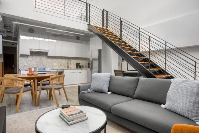 Blueground Historic Core pool nr The Bradbury Building LAX-1208