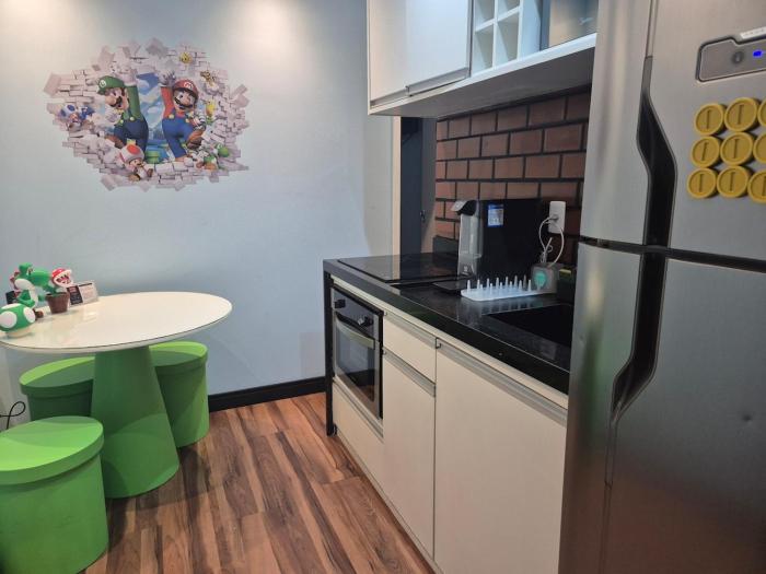 PC02-710 · Mario Bros World Apto com 2 dormitórios para até 4