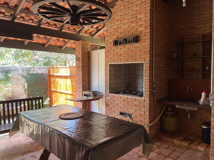 Casinha bem localizada em meio a natureza