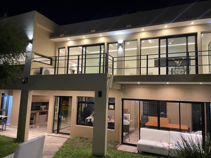 Casa premium con pileta y quincho en Gualeguaychú