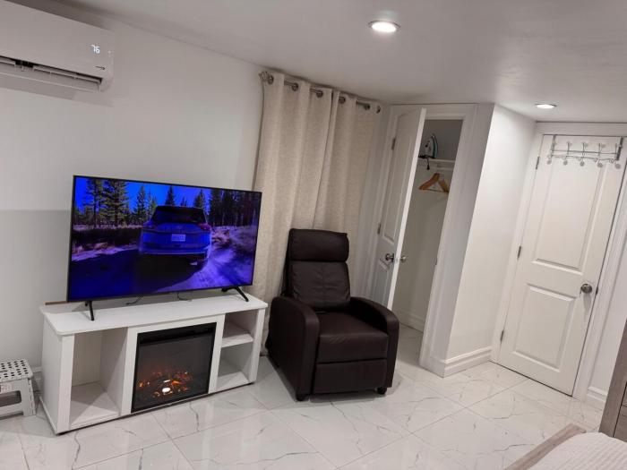 Furnished Queens NYC Studio near JFK