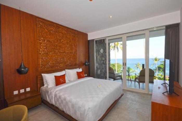 Darleena 1 BR Deluxe Ocean View ZN314