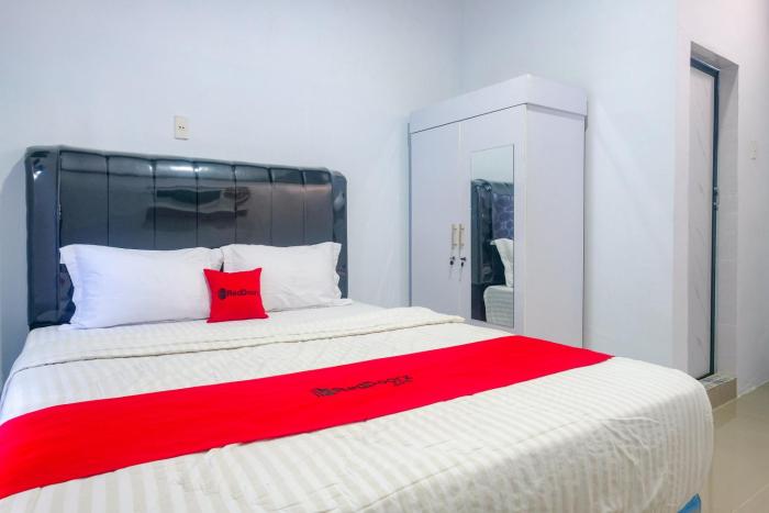 RedDoorz at MG House Siantar Timur