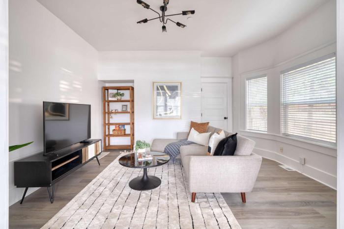 Stay Portland - The Soul District Lounge - 91 WalkScore