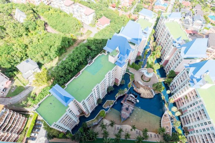 Urban Horizon by Stayluxe