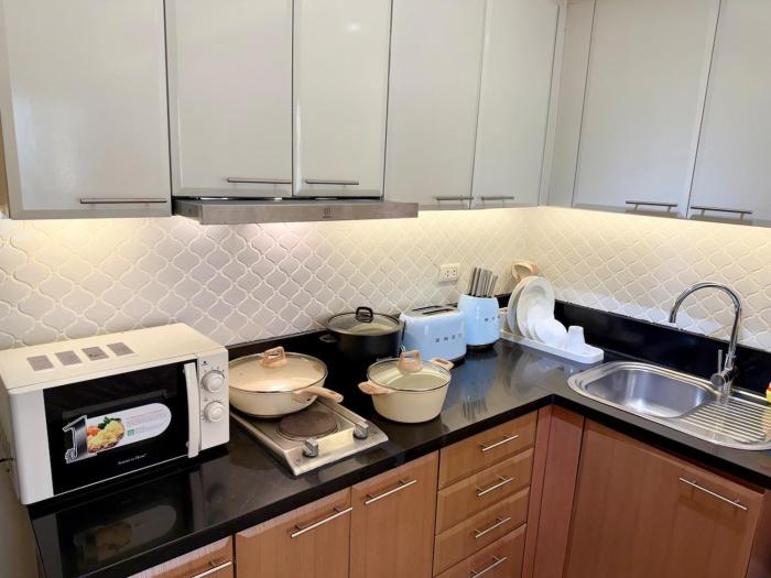 Venice Luxe Escape - Studio Type, 2 beds- Pool, Netflix, Canal Mall Access