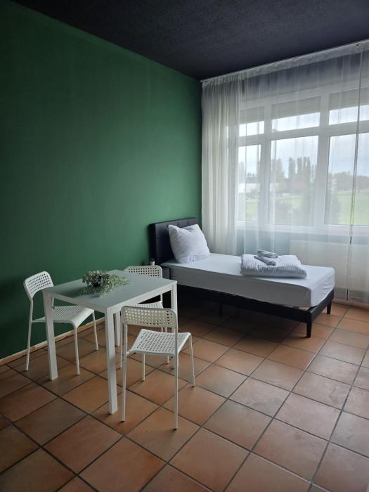 CrownLiving Babylon Studios