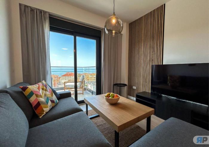 007 Apartamento con vistas al mar
