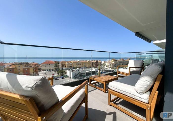 007 Apartamento con vistas al mar