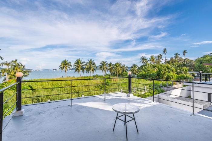 Exclusive! 3-Bedroom Pool Villa with Bay View-Nariya V8