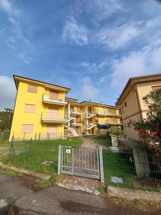 Spacious beach apartment just 200mt from the beach