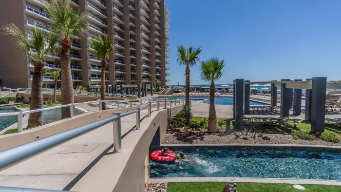 Las Palomas 3 BR 2BA Coronado 1003