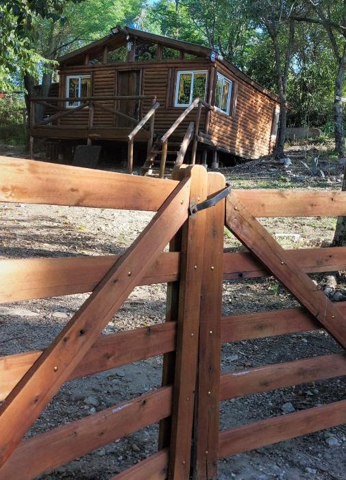 cabaña en el bosque