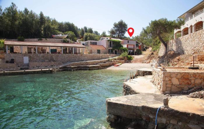 Pet Friendly Apartment In Hvar
