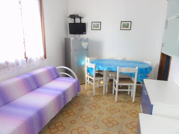 Nice flat with pool-Beahost