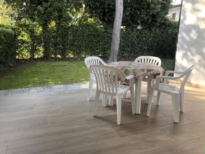 Modern terraced house