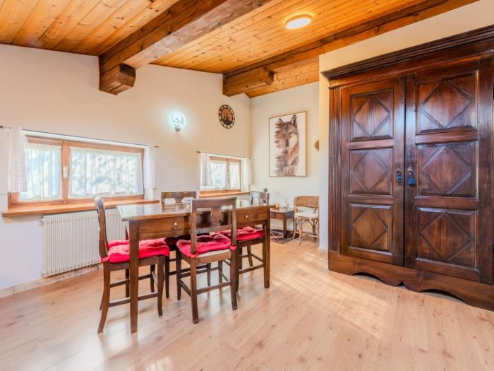 Apartment Mansarda in Legno San Rocco by Interhome
