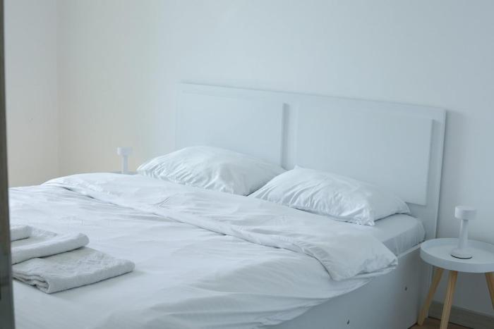 A Cloud Above the Clouds - 1BR - Gym, Spa, Parking
