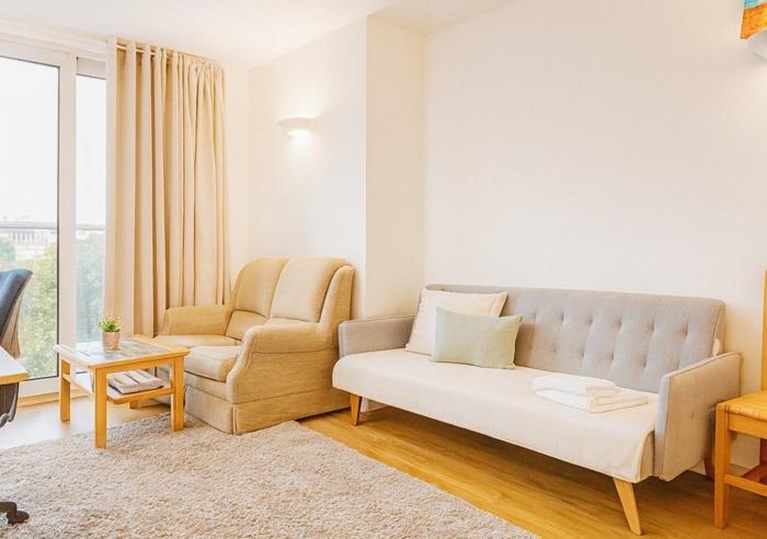 Sky-View Home in Brentwood Essex