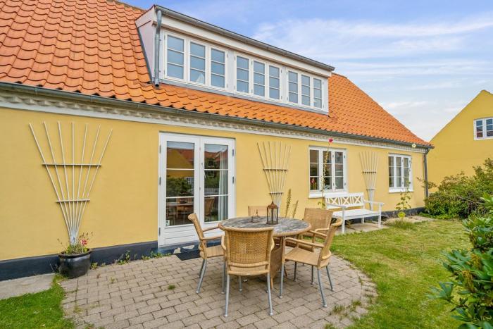 Stort byhus i centrum af Skagen