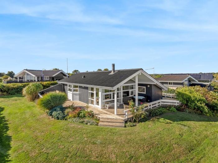 Holiday Home Tjarven - 350m from the sea by Interhome