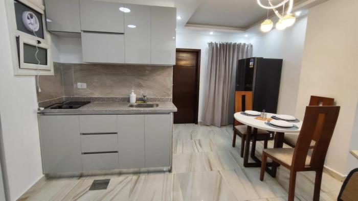 Stylish Sunny Central 1BR