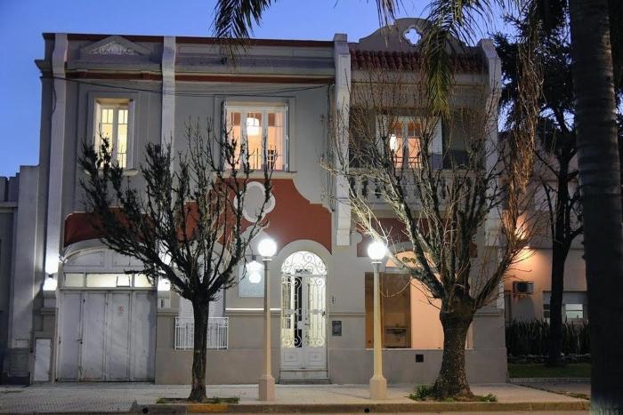 Altos Yrigoyen Hotel