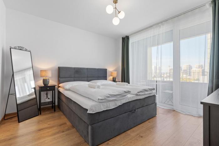 LAM Discovery AC - Balcony