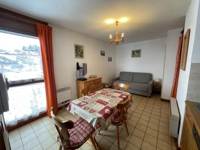 Studio spacieux 4 pers : parking, lave-vaisselle, proche télécabine - FR-1-572-108