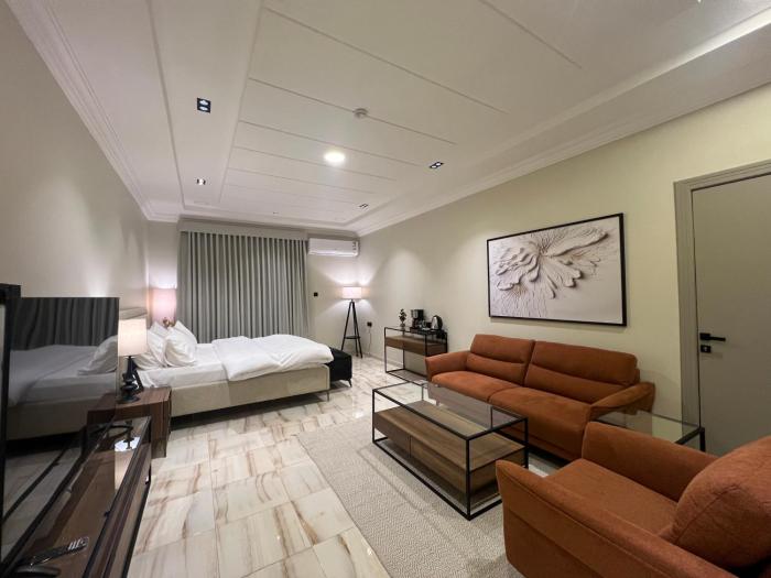 سويت بغرفة نوم أنيقة وواسعة ودخول ذاتي