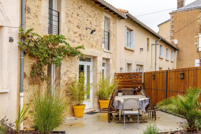 LAtelier Jolie maison de charme proche Puy duFou
