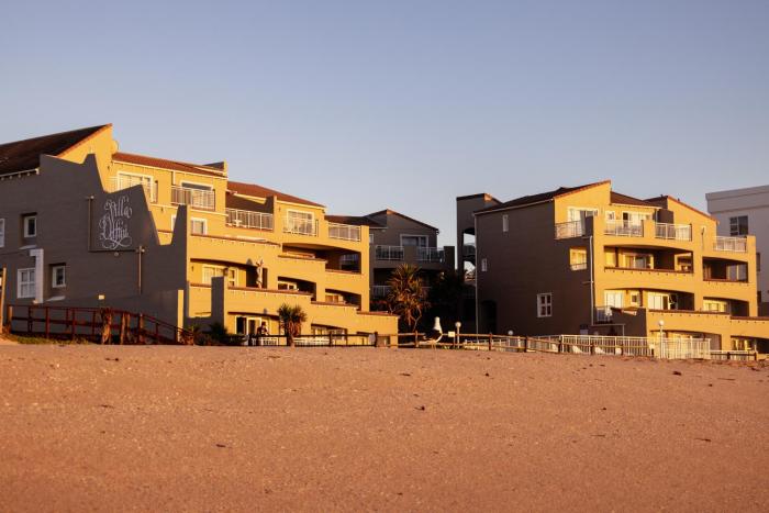 Jeffreys Bay Beach Accommodation Waters Edge