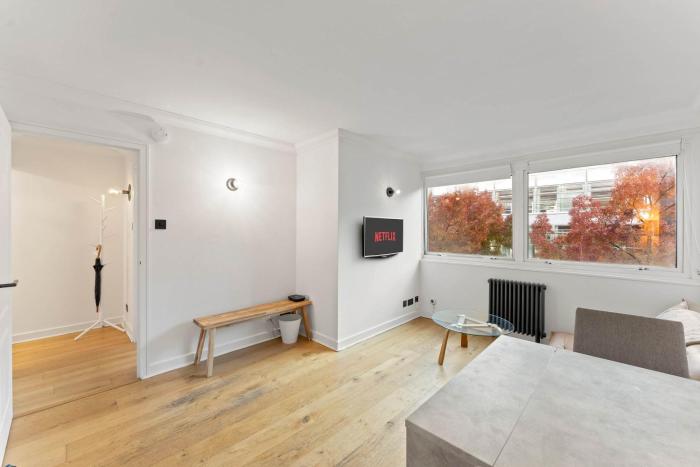 SG, Classic Oxford Street Central London Apartment