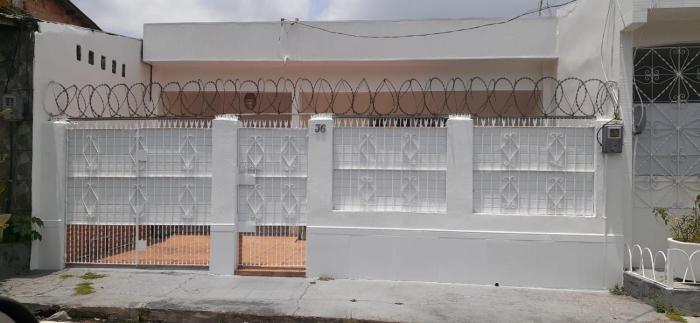 Casa com 8 leitos próximo ao aeroporto