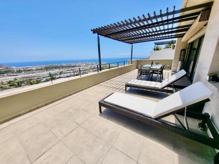 Loft Siam, AC, BBQ, Wifi, Sea City views