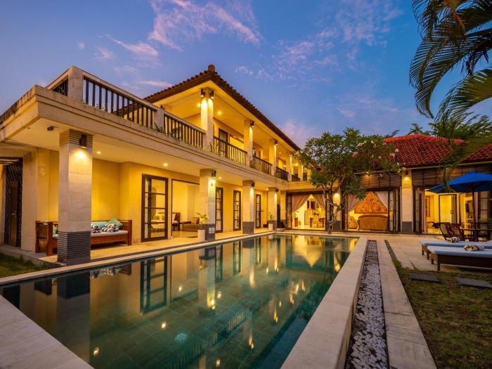 Villa Cometa Luxury Seminyak by Adam Jyota Management