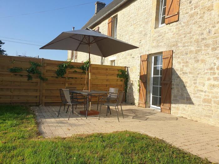 lefevre cottage, Landing beaches house